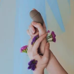 Csillagjegyes crni klitoristički stimulator 6,5 cm sa balzamom - Škorpija