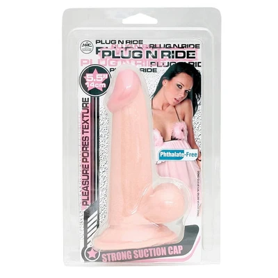 Plug n Ride 5.5 inčni kožni dong sa testisima i vakuumskim postoljem - Sexy Shop
